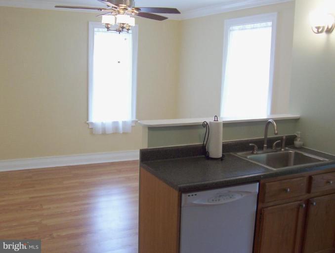 24 Township Road Dundalk, MD 21222 - Photo 10 of 23 Kitchen #2
