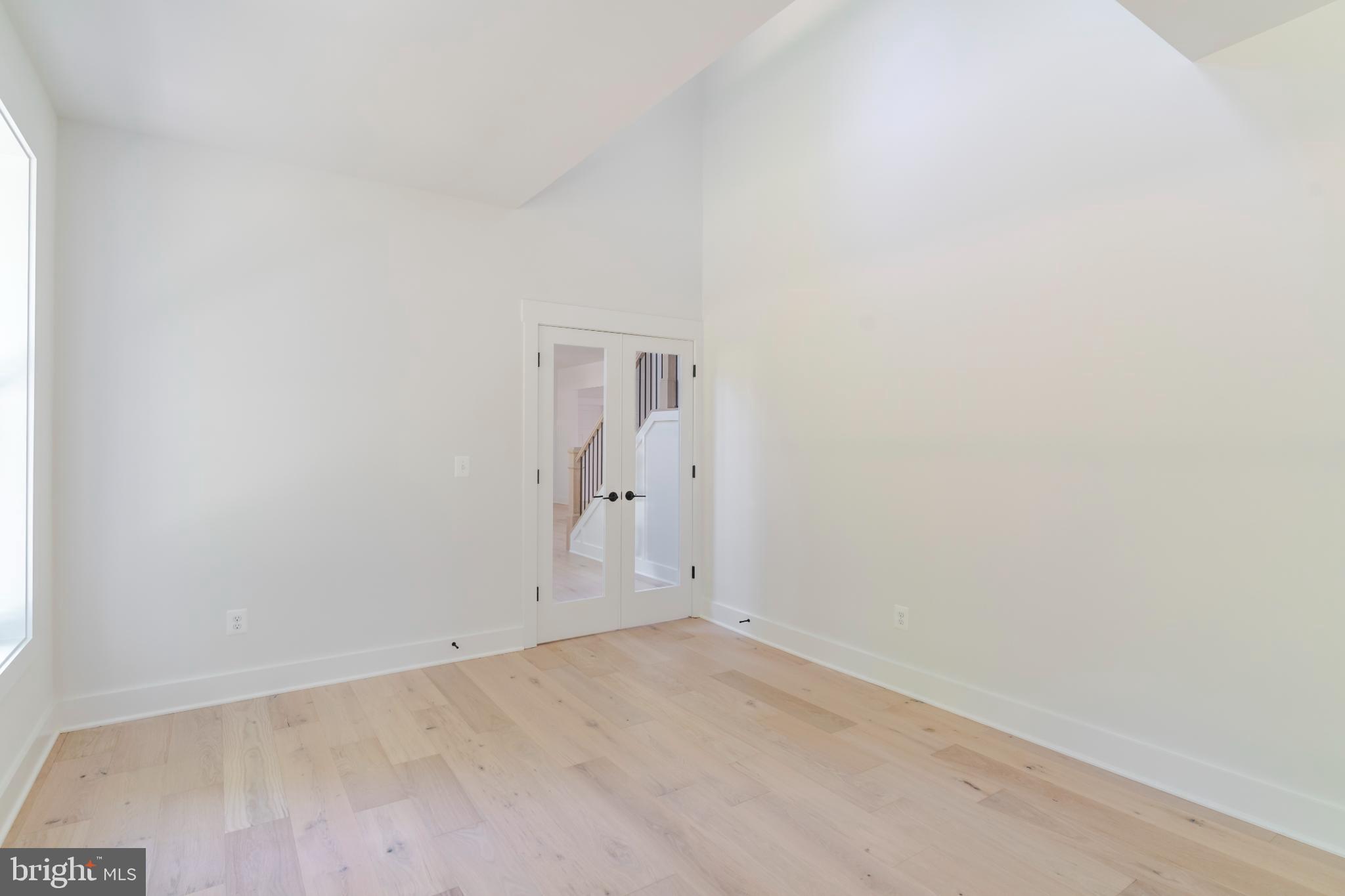 623 Traveller Court Lothian, MD 20711 - Photo 21 of 76 Bright and airy open space awaits creativity.