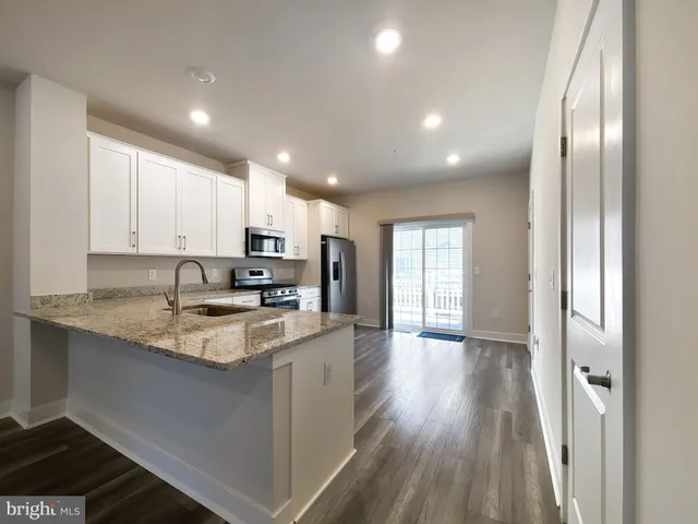 $485,000 | 107 King Street, Bensalem, PA 19020