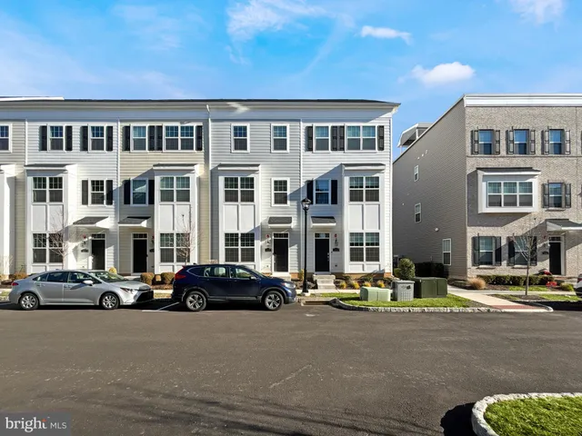 $485,000 | 107 King Street, Bensalem, PA 19020