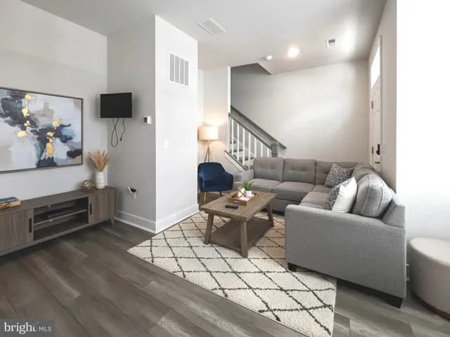 $485,000 | 107 King Street, Bensalem, PA 19020