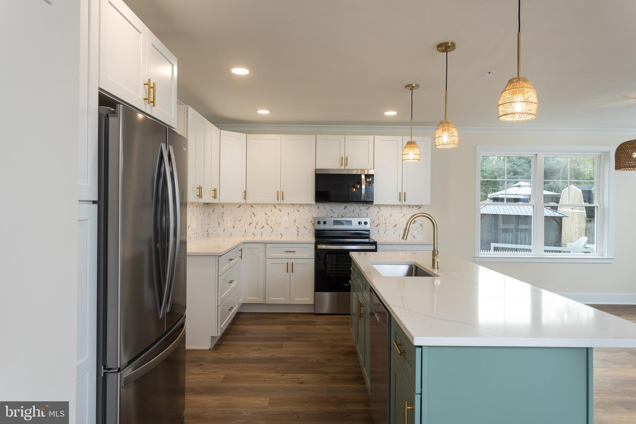 7210 Graces Quarters Road Middle River, MD 21220 - Photo 11 of 33 Kitchen
