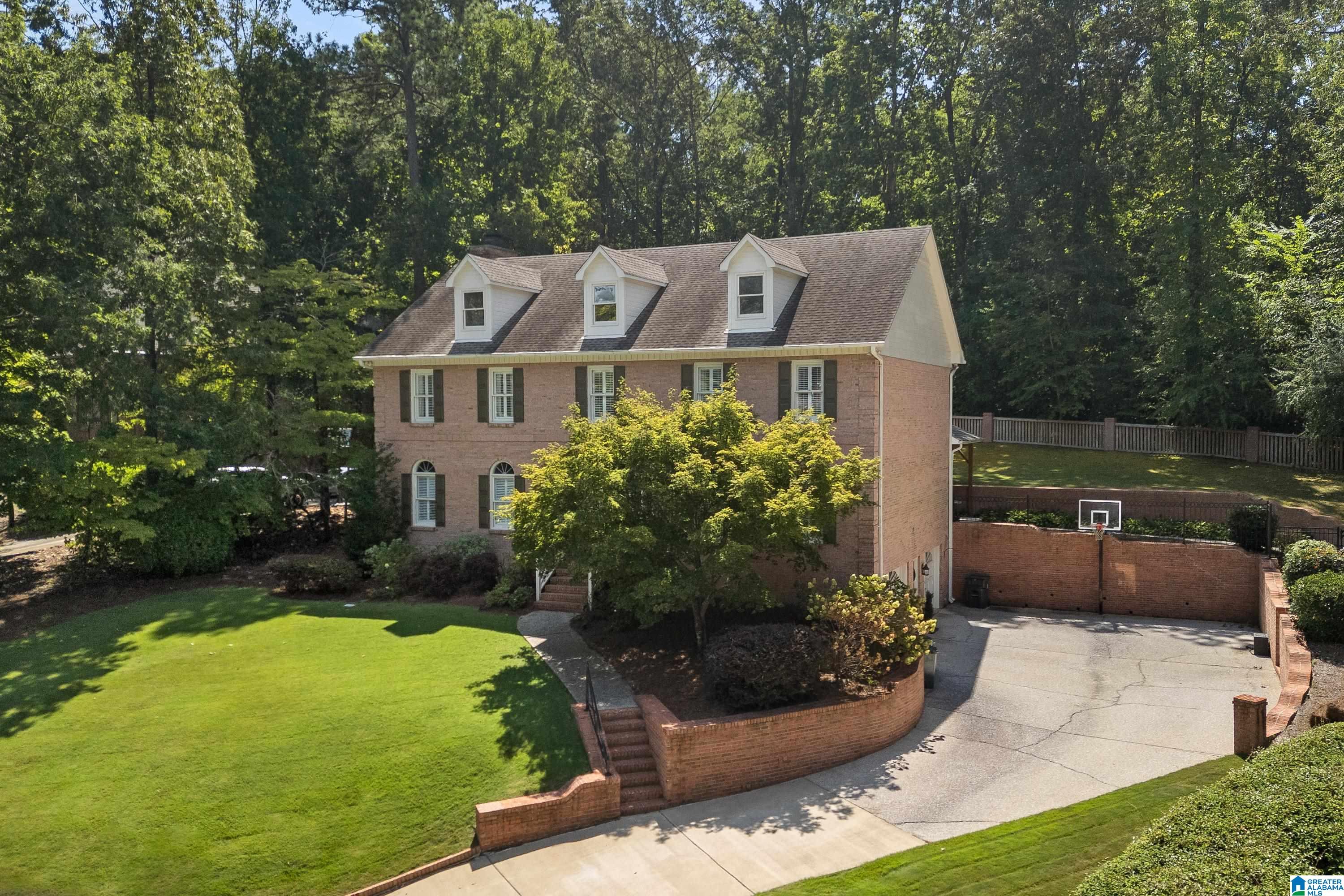 2005 Country Ridge Circle Birmingham, AL 35243 - Photo 2 of 57