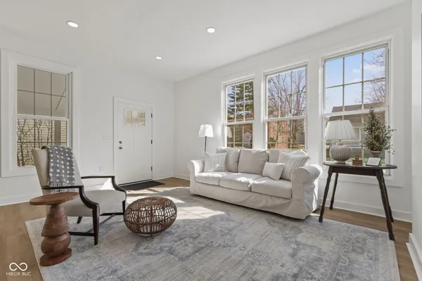 $259,900 | 218 Walnut Street, Greenfield, IN 46140