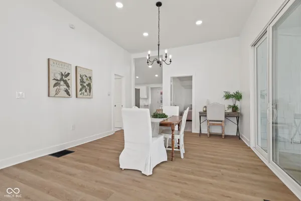 $259,900 | 218 Walnut Street, Greenfield, IN 46140