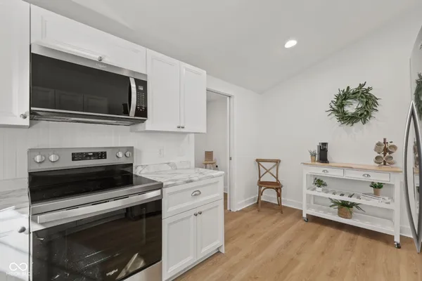 $259,900 | 218 Walnut Street, Greenfield, IN 46140