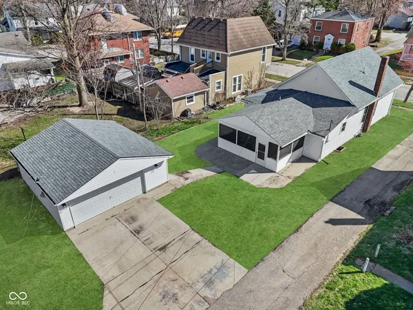 $259,900 | 218 Walnut Street, Greenfield, IN 46140