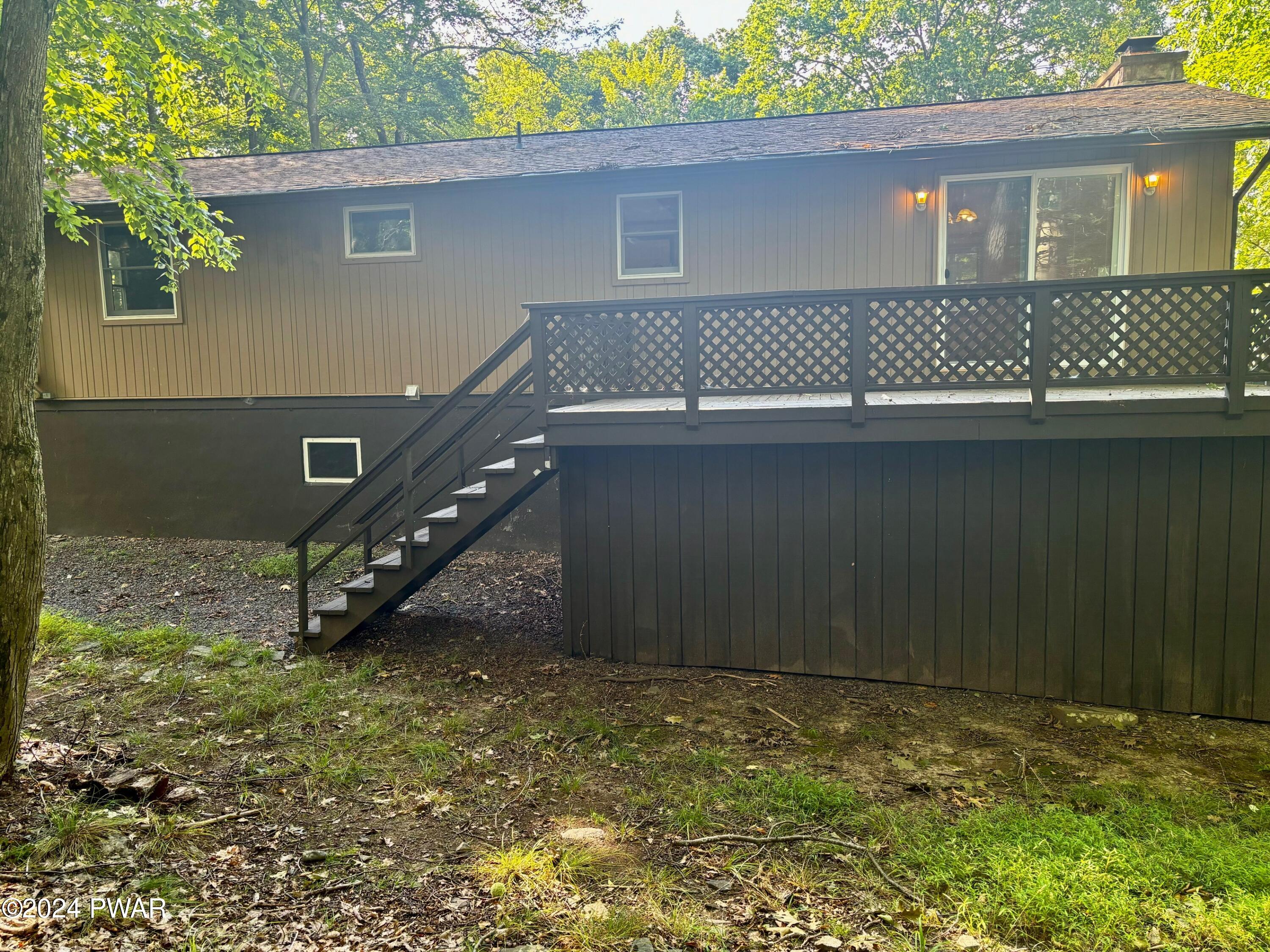 1035 Mustang Road Lake Ariel, PA 18436 - Photo 17 of 33 Rear of Home