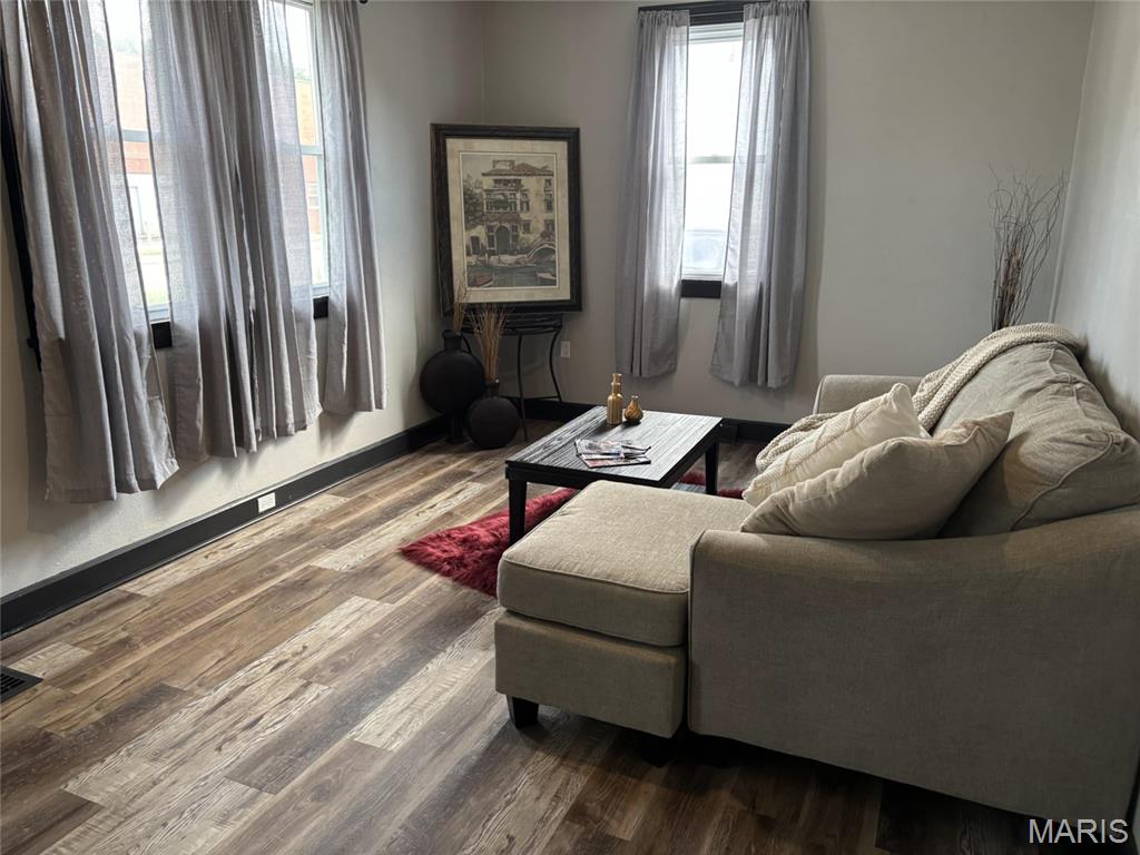 1519 Lebanon Avenue Belleville, IL 62221 - Photo 3 of 22