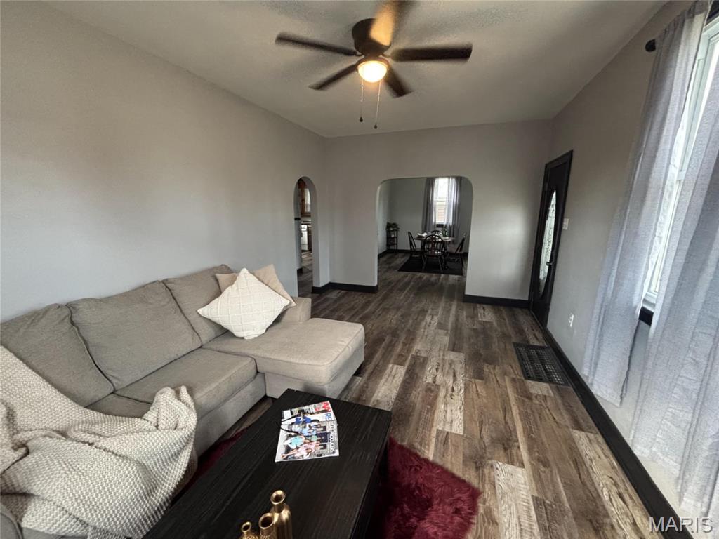 1519 Lebanon Avenue Belleville, IL 62221 - Photo 4 of 22