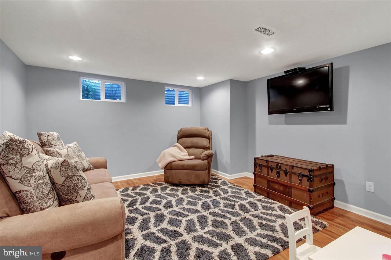 2426 Wharton Road York, PA 17402 - Photo 24 of 33 Gallery Image 24