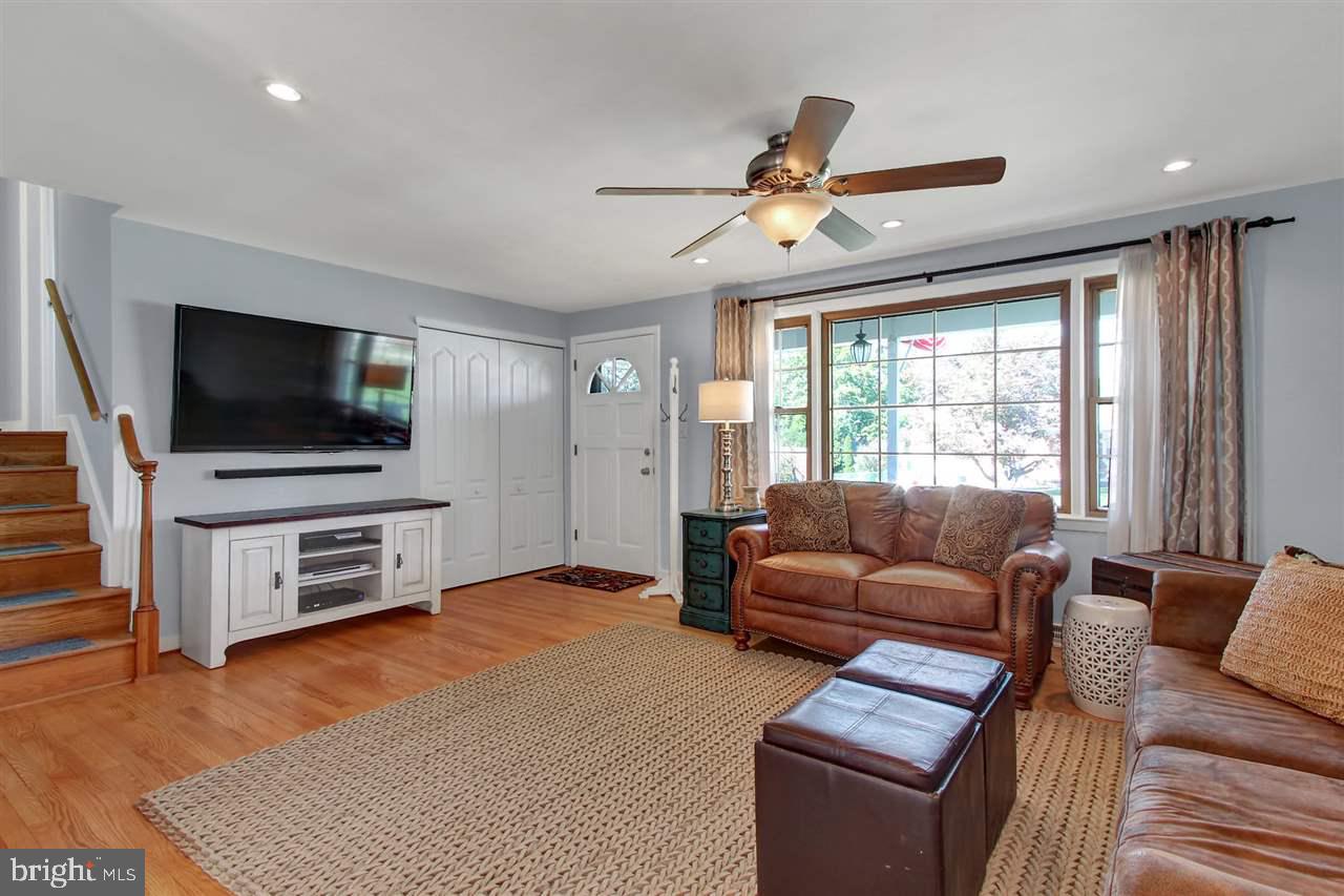 2426 Wharton Road York, PA 17402 - Photo 4 of 33 Gallery Image 4