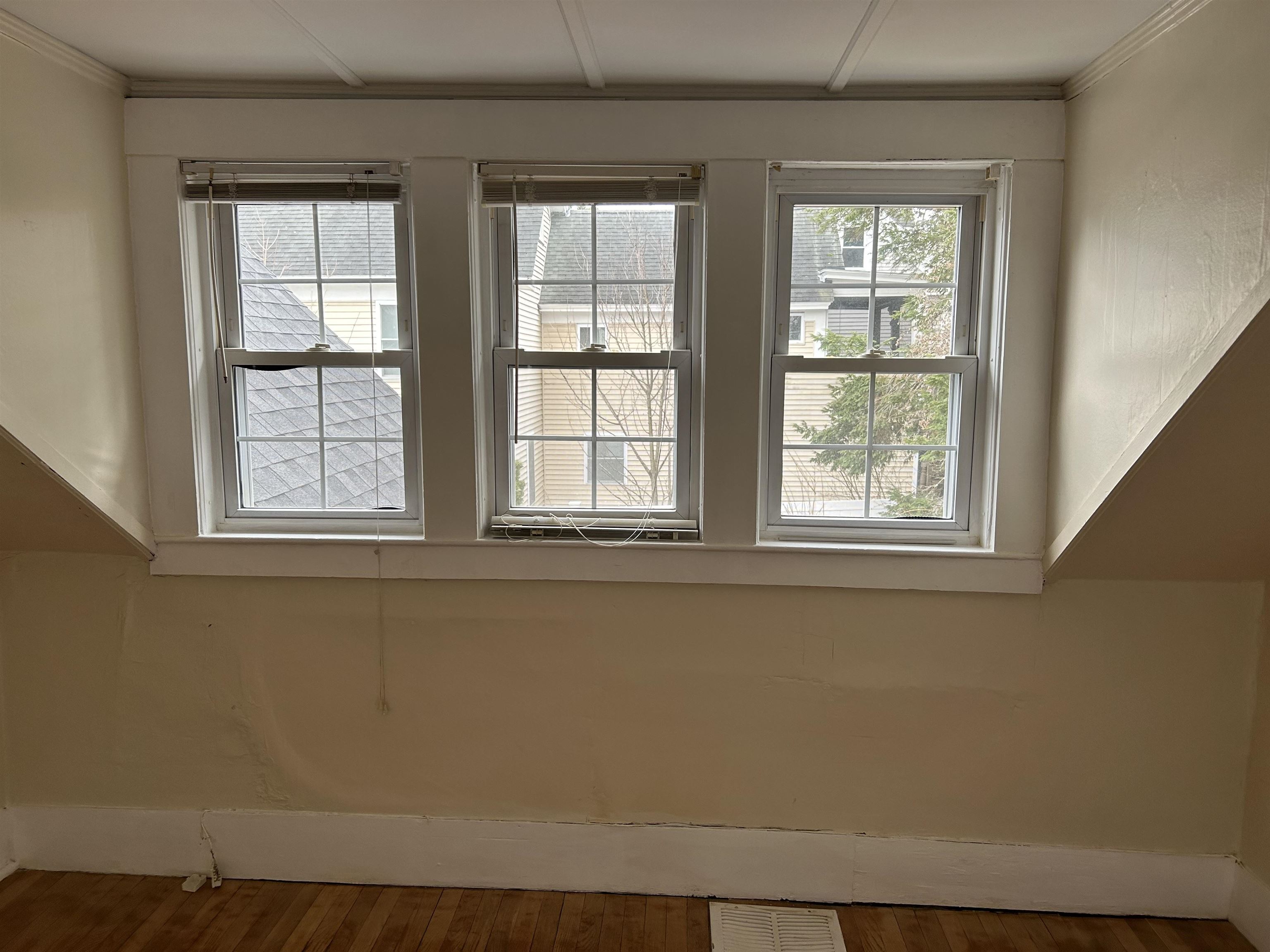 5 Perry Avenue Concord, NH 03301 - Photo 11 of 15