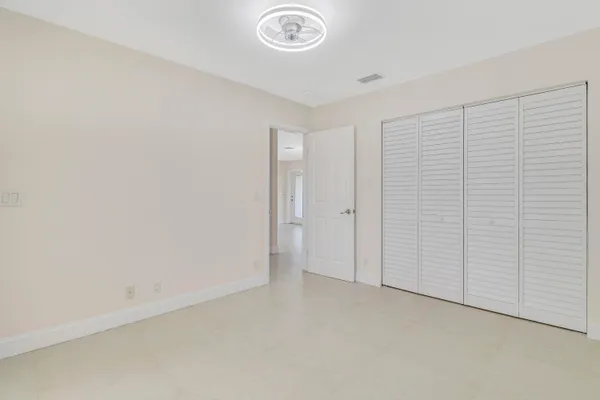 $3,800 | 376 Southwest 2nd Street, Boca Raton, FL 33432