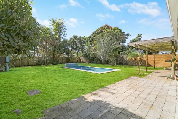 $3,800 | 376 Southwest 2nd Street, Boca Raton, FL 33432