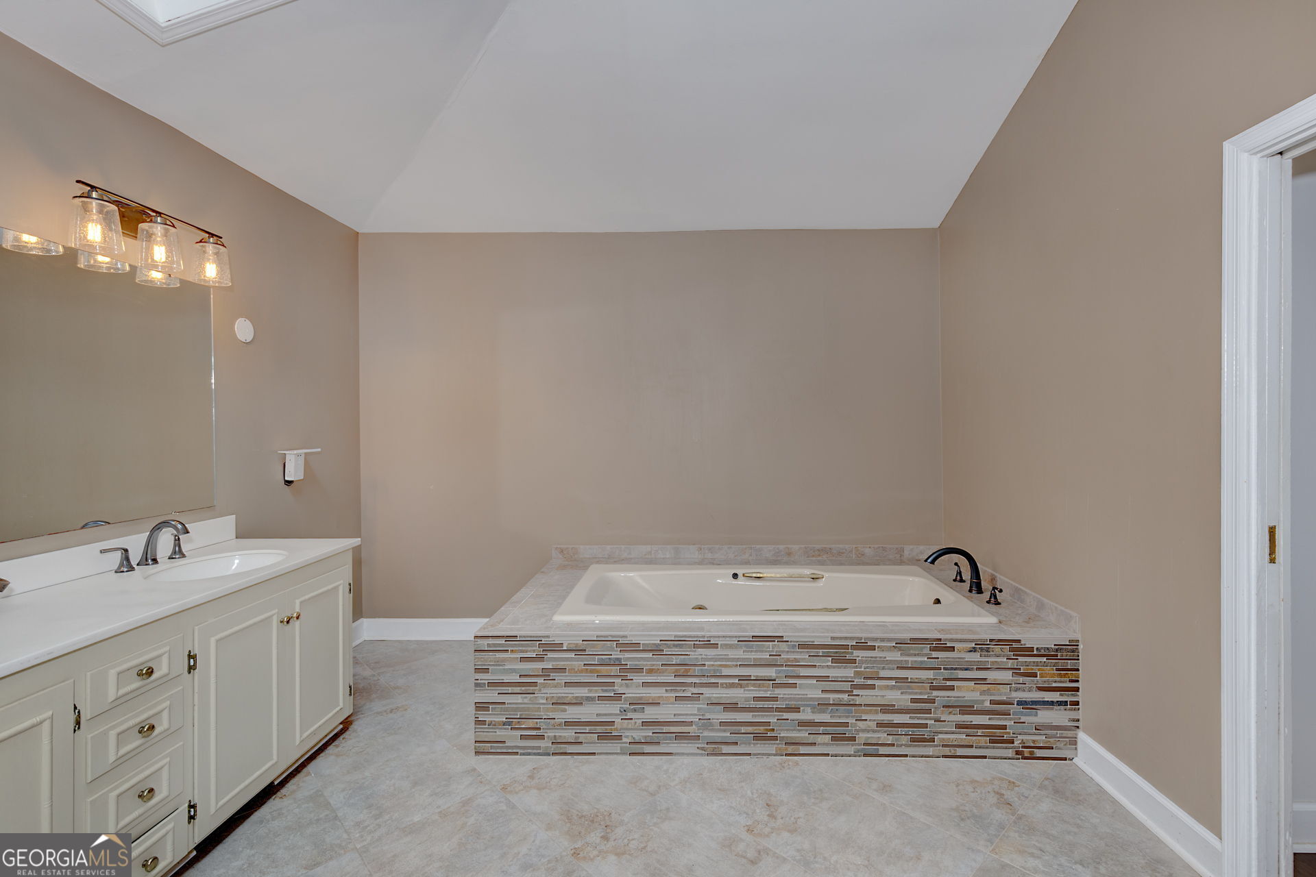 121 David Drive Thomaston, GA 30286 - Photo 7 of 34