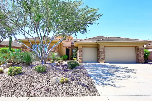 $999,999 | 1303 West Spirit Drive, Anthem, AZ 85086