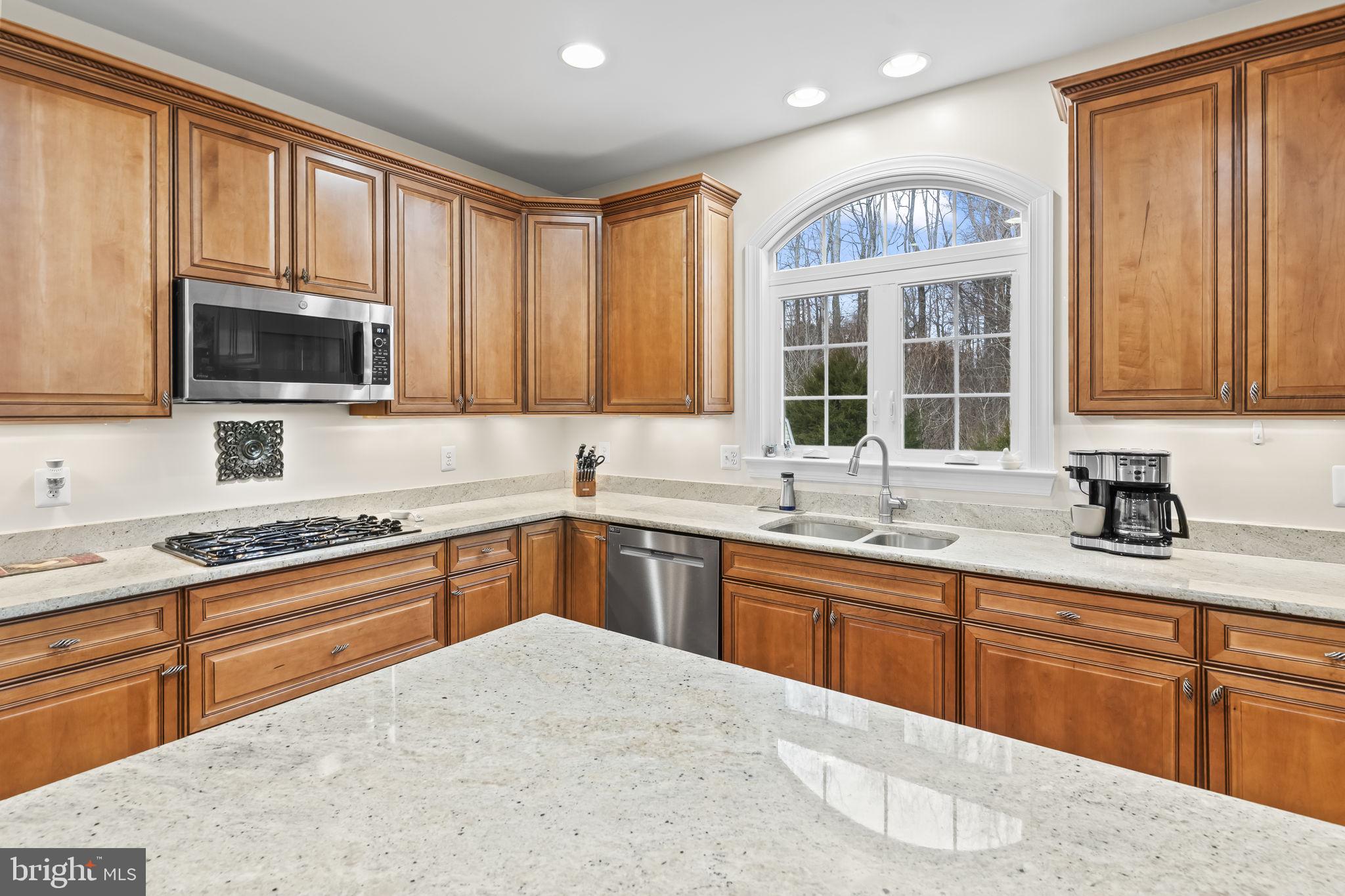 3283 Huntsman Drive Huntingtown, MD 20639 - Photo 17 of 78 Beautiful granite counters