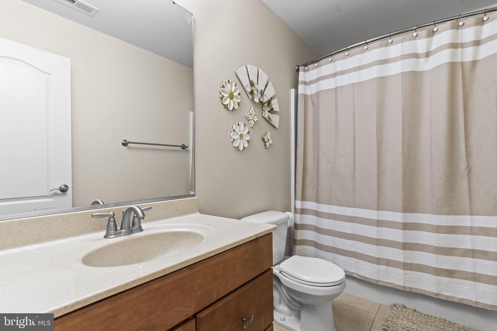 3283 Huntsman Drive Huntingtown, MD 20639 - Photo 42 of 77 Upper level full bath