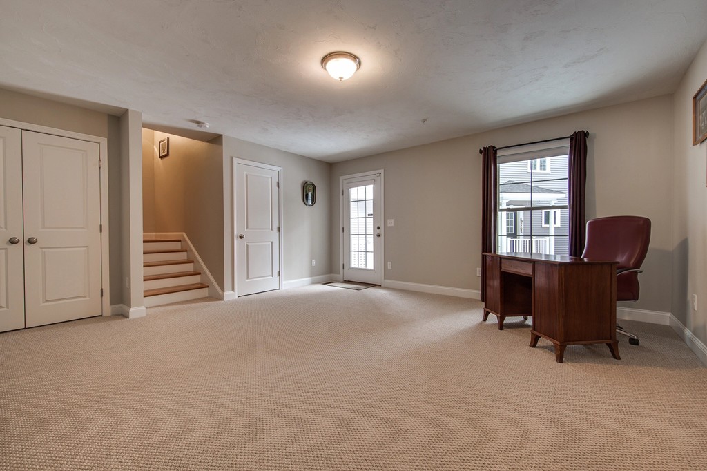 84 Compass Point, Unit 84 North Andover, MA 01845 - Photo 3 of 24 Gallery Image 3