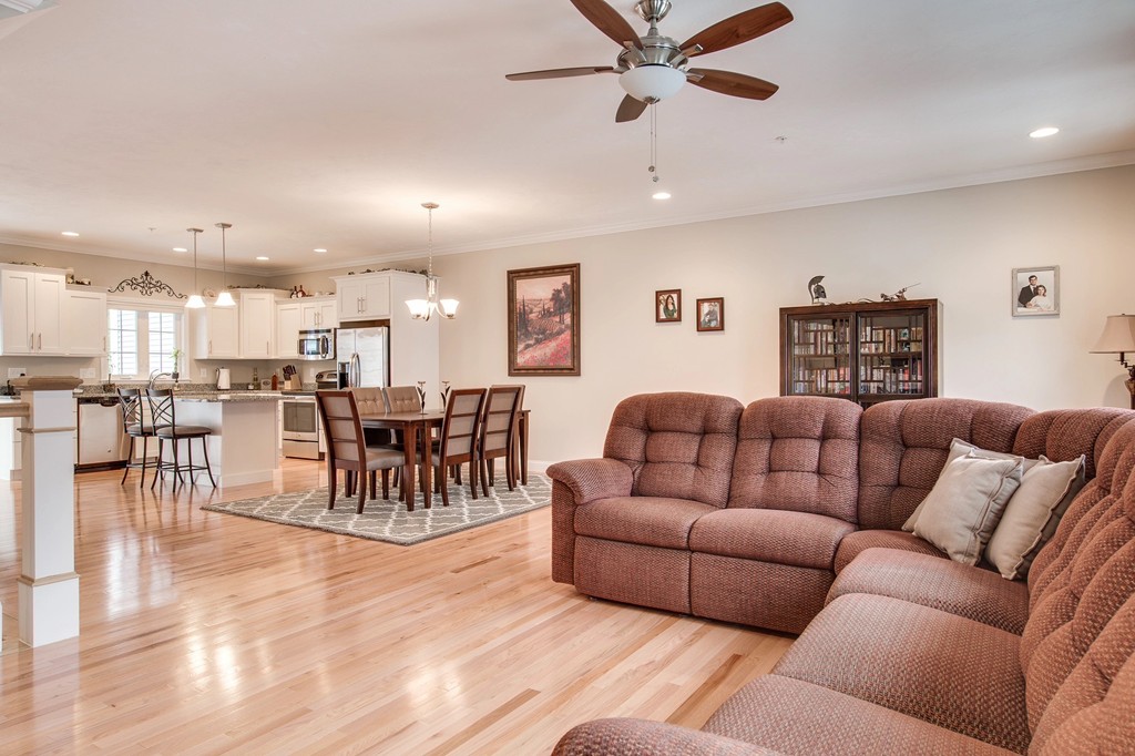 84 Compass Point, Unit 84 North Andover, MA 01845 - Photo 7 of 24 Gallery Image 7