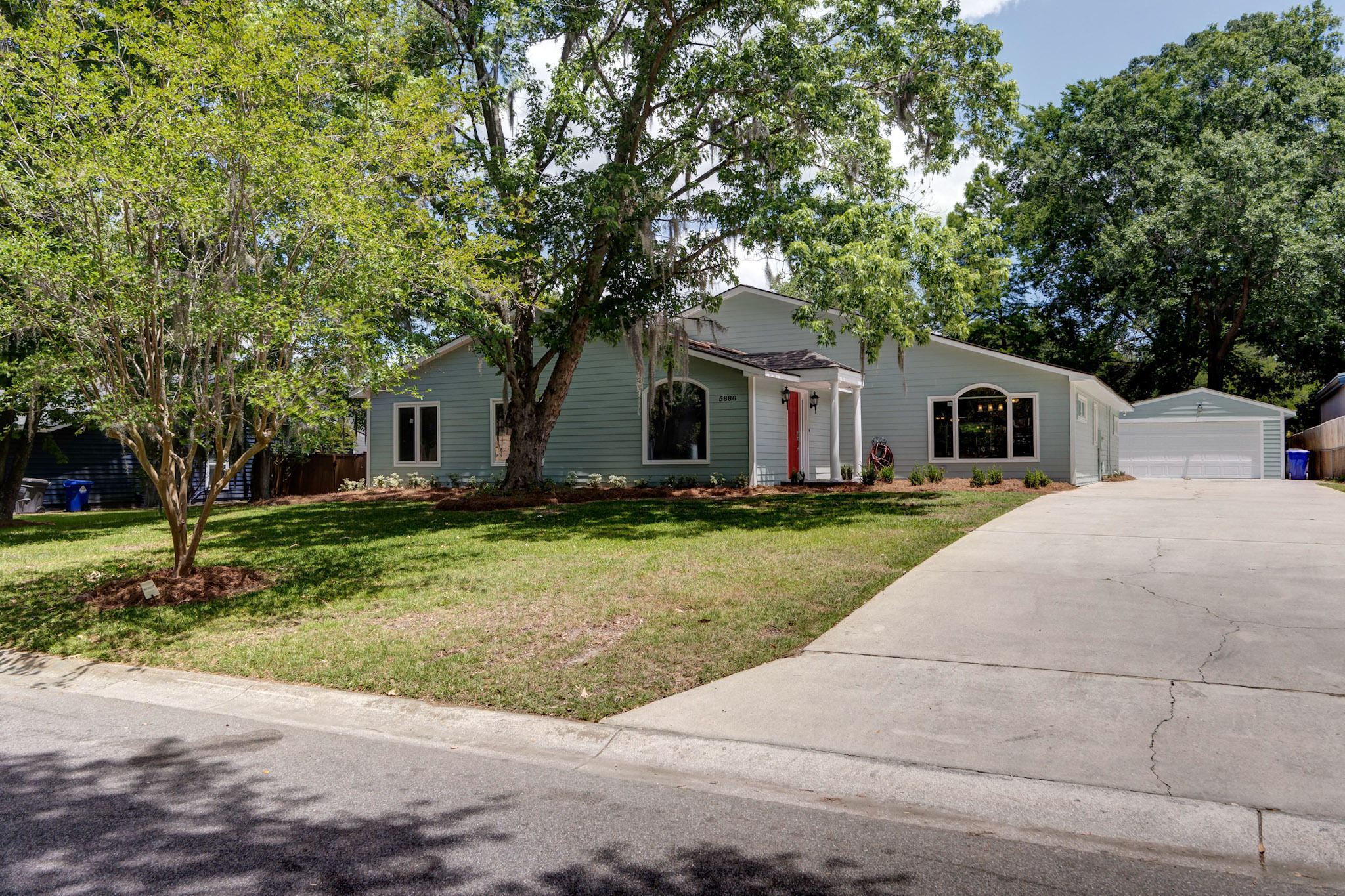 5886 Ryans Bluff Road North Charleston, SC 29418 - Photo 2 of 41 49-DSC_7754_5_6