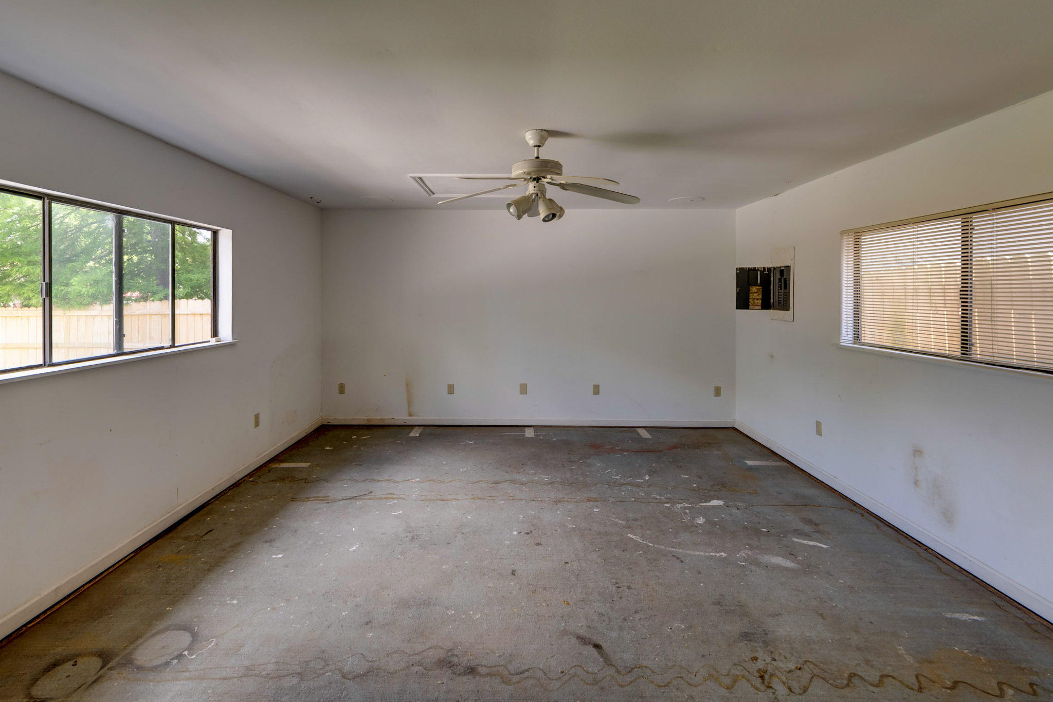 5886 Ryans Bluff Road North Charleston, SC 29418 - Photo 35 of 41 Flex room in garage