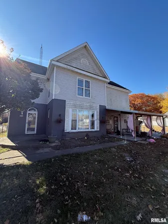 $170,000 | 619 North 12th Street, Petersburg, IL 62675