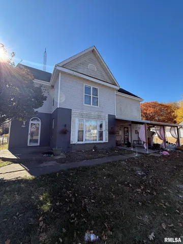 $170,000 | 619 North 12th Street, Petersburg, IL 62675