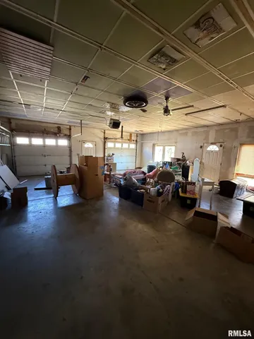 $170,000 | 619 North 12th Street, Petersburg, IL 62675