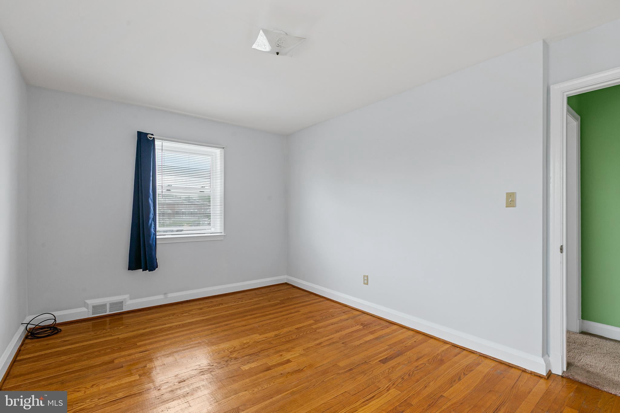 5600 Braxfield Road Halethorpe, MD 21227 - Photo 16 of 32 Bedroom 1