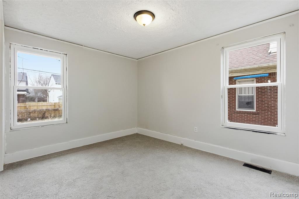 3919 Devonshire Road Detroit, MI 48224 - Photo 16 of 20
