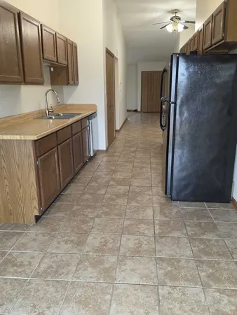 $2,300 | 9950 Treetop Drive, Unit 340S, Orland Park, IL 60462