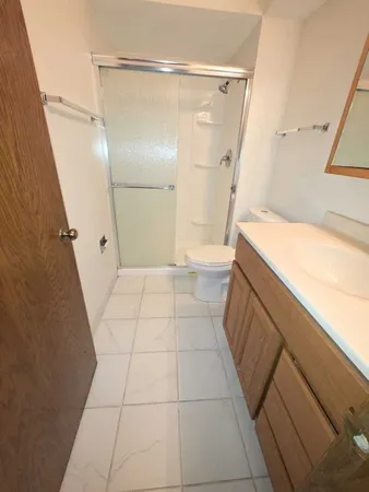 $2,300 | 9950 Treetop Drive, Unit 340S, Orland Park, IL 60462