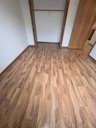 $2,300 | 9950 Treetop Drive, Unit 340S, Orland Park, IL 60462