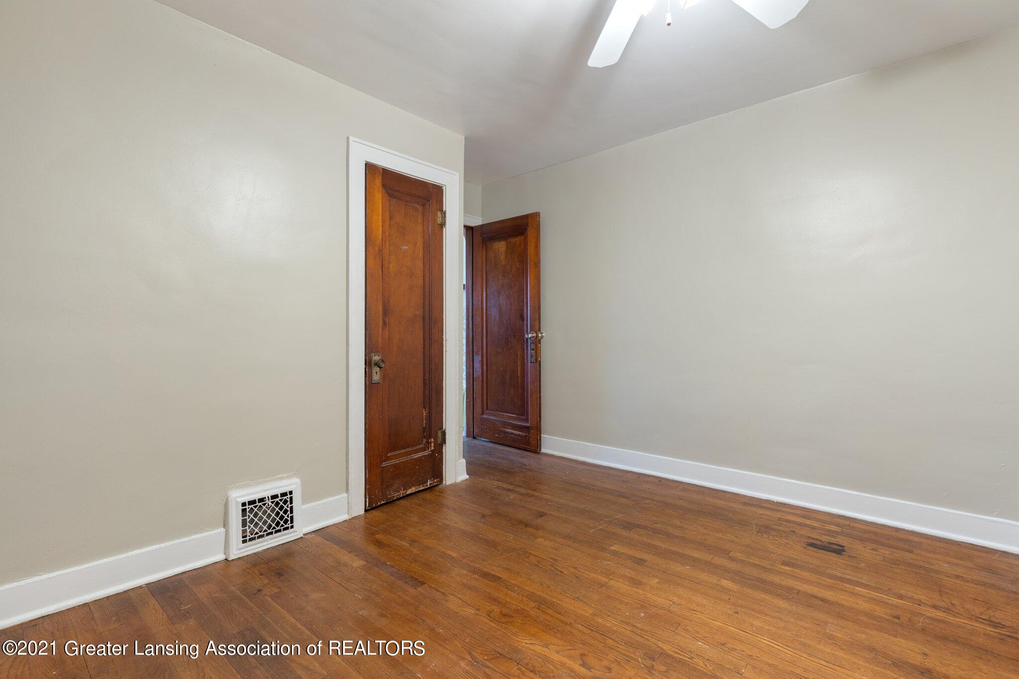 16600 Sweet Road Lansing, MI 48906 - Photo 19 of 36 Office