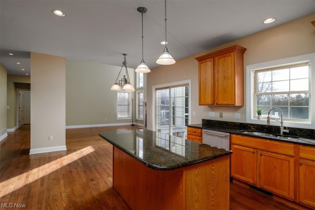 514 Silver Ridge Drive Akron, OH 44321 - Photo 13 of 47 Plenty of room for additional kitchen seating at the large island