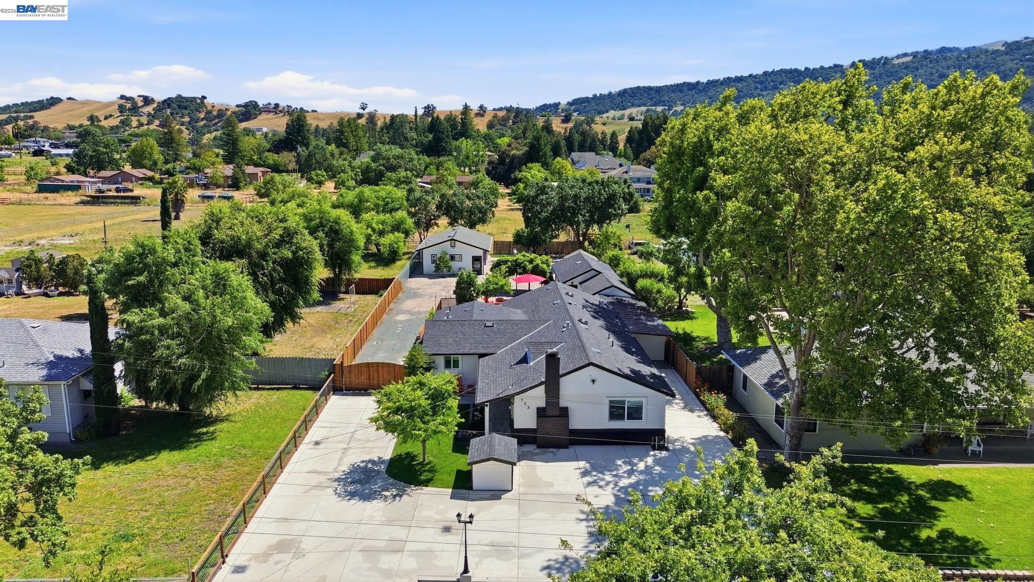 753 Sycamore Road Pleasanton, CA 94566 - Photo 3 of 61
