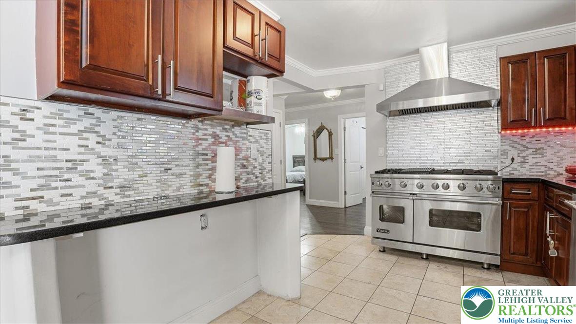 172 Evergreen Hollow Road Effort, PA 18330 - Photo 17 of 70