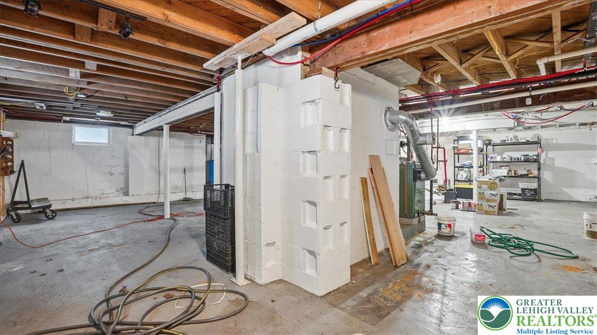172 Evergreen Hollow Road Effort, PA 18330 - Photo 45 of 70 a view of a room with gym equipment