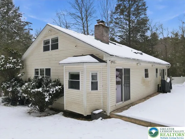 a view of mountain view with lots of trees