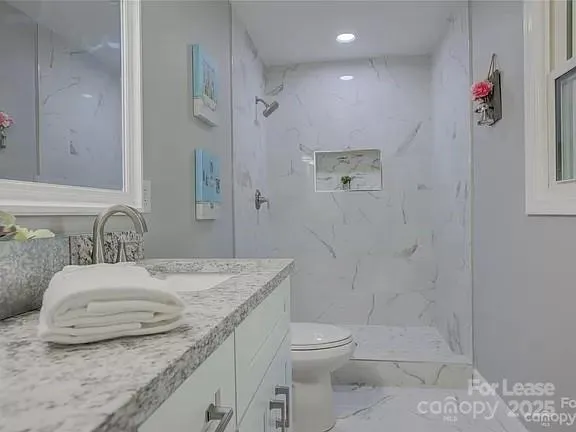 $2,500 | 1208 Fontana Avenue, Charlotte, NC 28206