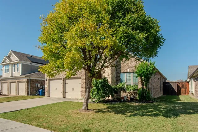 $475,000 | 4005 Hawthorne Drive, Sachse, TX 75048