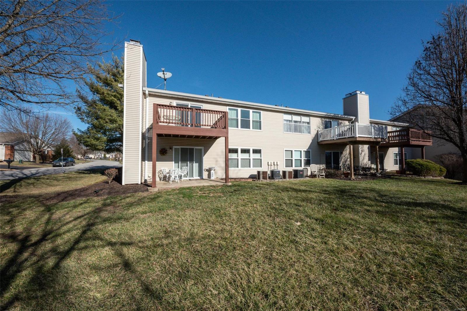 601 Pine Ridge Trails Court, Unit B Ballwin, MO 63021 - Photo 14 of 17 Gallery Image 14