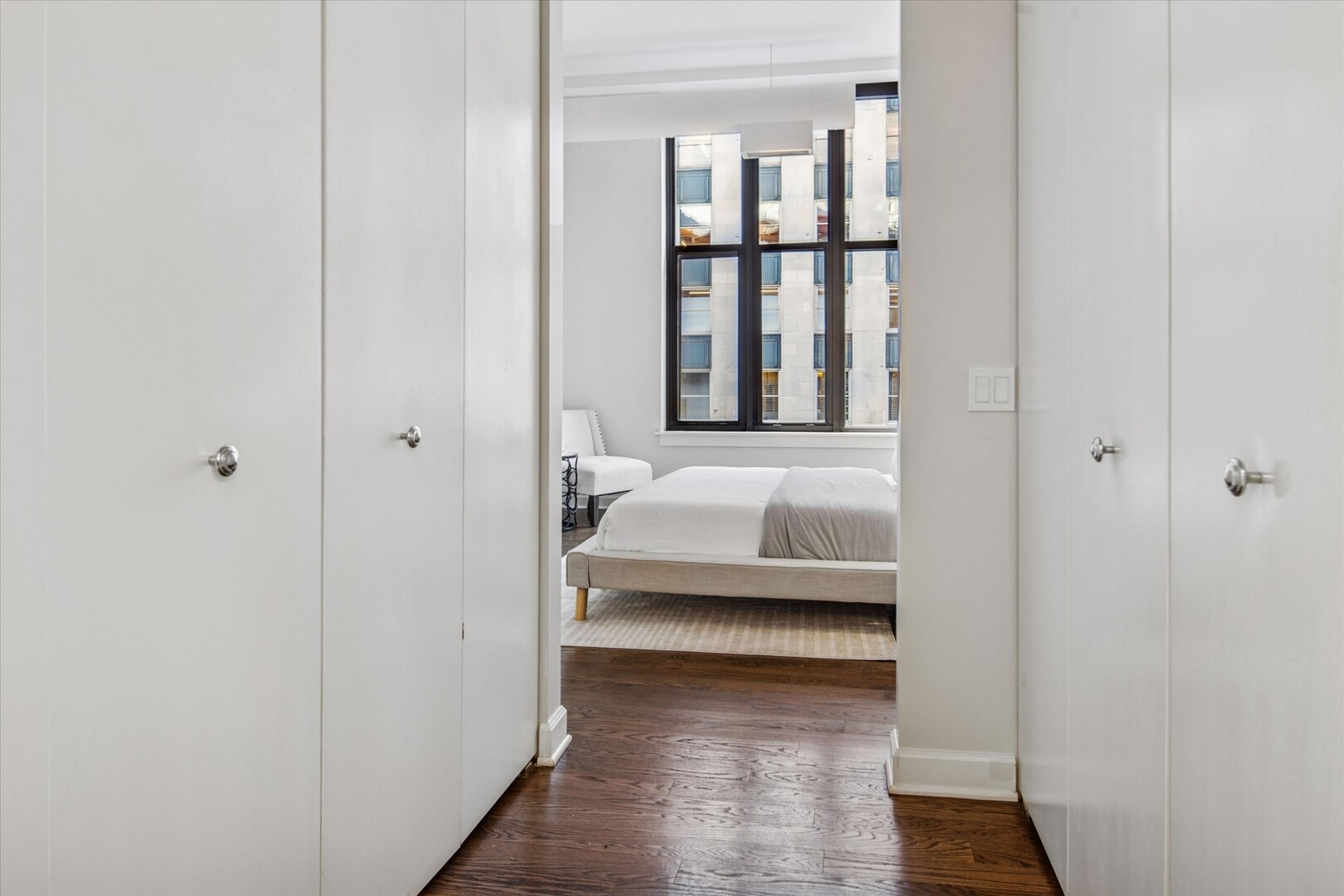 333 West Hubbard Street, Unit 808 Chicago, IL 60654 - Photo 12 of 16