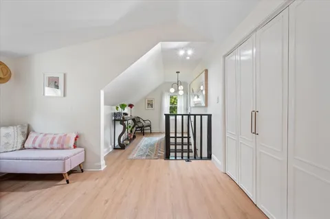 a livingroom with furniture and entryway