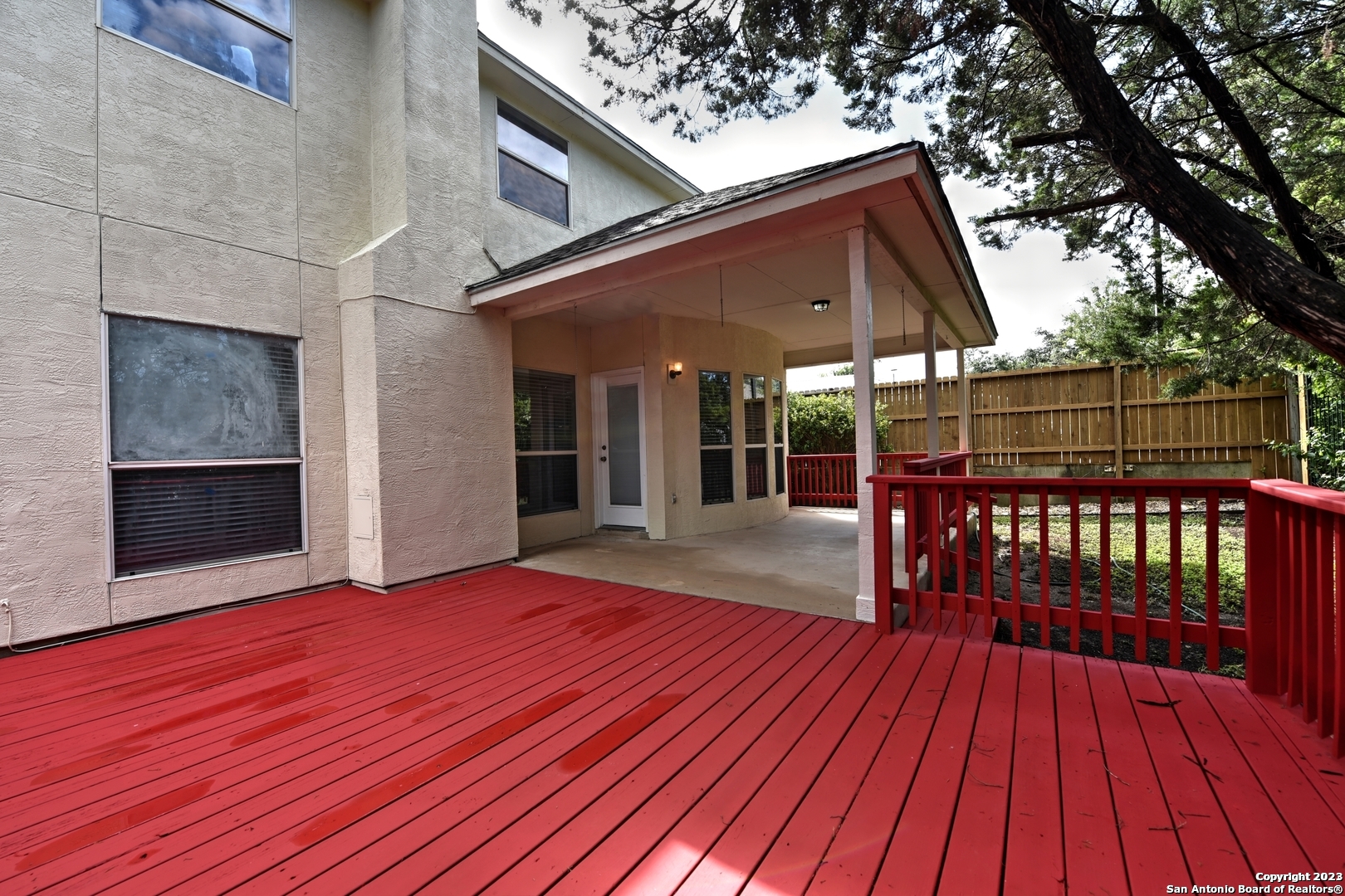 25303 Mesa Ranch San Antonio, TX 78258 - Photo 52 of 54 a view of a chairs and tables in the balcony