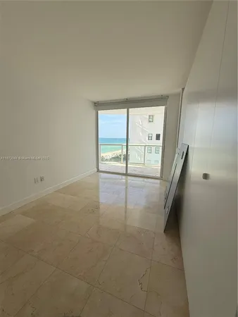 $3,750 | 6365 Collins Avenue, Unit 904, Miami Beach, FL 33141