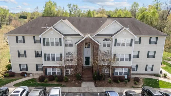 $169,900 | 125 James Road, Unit 1B, High Point, NC 27265