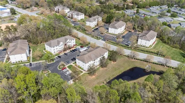 $169,900 | 125 James Road, Unit 1B, High Point, NC 27265